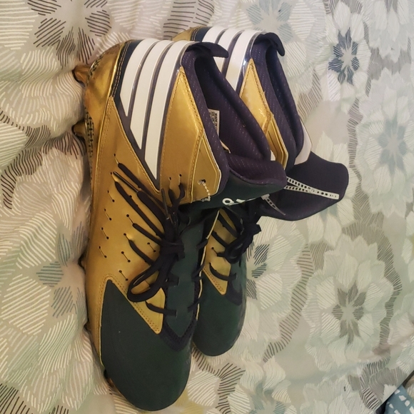Adidas football cleats. - Picture 1 of 6